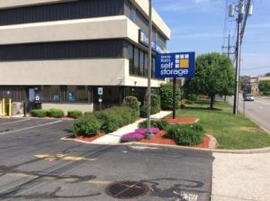 Photo of Uncle Bob's Self Storage - Clifton
