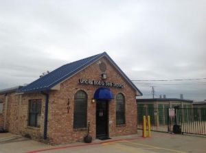 Photo of Uncle Bob's Self Storage - Arlington - Blue Danube St
