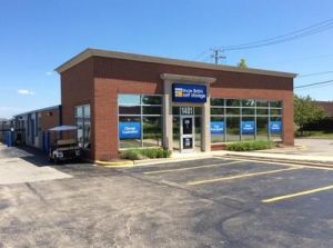 Photo of Uncle Bob's Self Storage - Schaumburg - N Plum Grove Rd