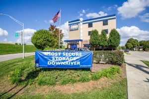 Photo of Simply Self Storage - Lincoln Park, MI - Howard St