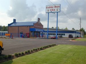 Photo of Cubby Hole USA 1