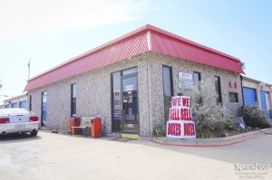 Photo of Long Horn Self Storage