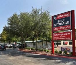 Photo of iStorage Jacksonville on Shad