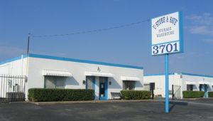 Photo of U-Store & Save
