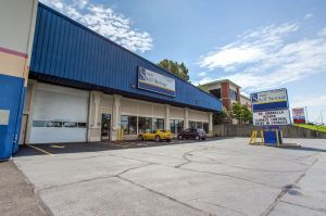 Photo of Simply - St. Charles - Randall Rd