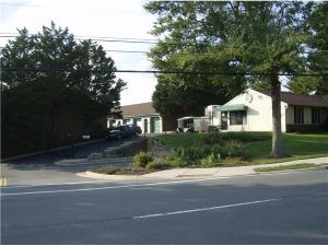 Photo of Extra Space Storage - Chantilly - Centreville Rd