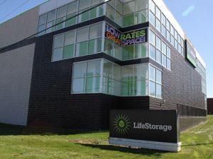 Photo of Life Storage - Elmhurst - Illinois 83