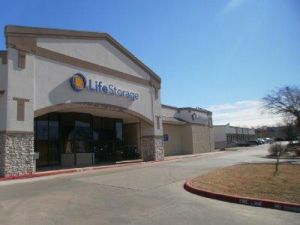 Photo of Life Storage - Arlington - South Bowen Road