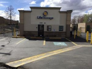 Photo of Life Storage - Boulder - 6338 Arapahoe Avenue