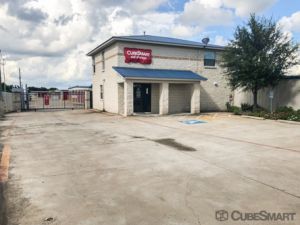 Photo of CubeSmart Self Storage - Houston - 7705 McHard Rd