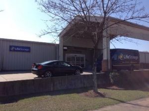 Photo of Life Storage - Jackson - 5961 I-55 North