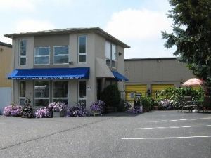 Photo of Uncle Bob's Self Storage - Southampton - 99 Mariner Dr