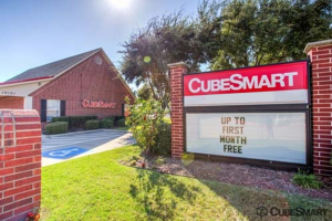 Photo of CubeSmart Self Storage - Frisco - 10121 Warren Parkway