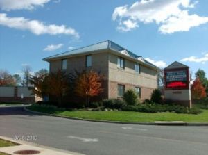 Photo of AAAA Laburnum Racetrack Self Storage & Moving