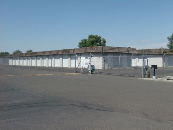 Ryders Self Storage Lowest Rates Selfstorage Ryders Self Storage2509 W Lewis St Pasco Wa Photo 1