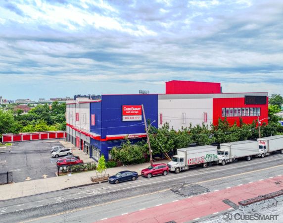 Photo of CubeSmart Self Storage - Bronx - 955 Bronx River Ave