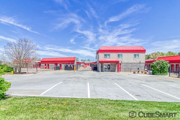 Photo of CubeSmart Self Storage - Aurora - 15413 E 18th Ave