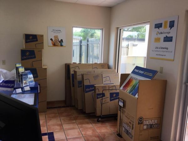 Life Storage - Clearwater - North Myrtle Avenue 111 North Myrtle Avenue Clearwater, FL - Photo 5