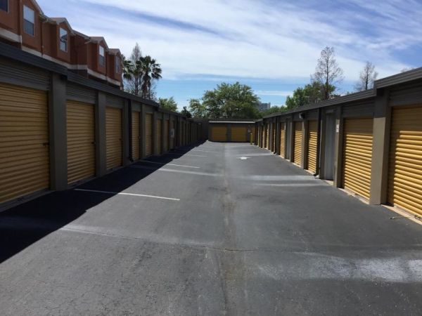 Life Storage - Clearwater - North Myrtle Avenue 111 North Myrtle Avenue Clearwater, FL - Photo 6
