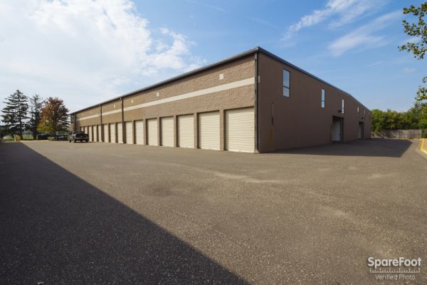 Acorn Mini Storage V - Maplewood 2457 Maplewood Drive Saint Paul, MN - Photo 4