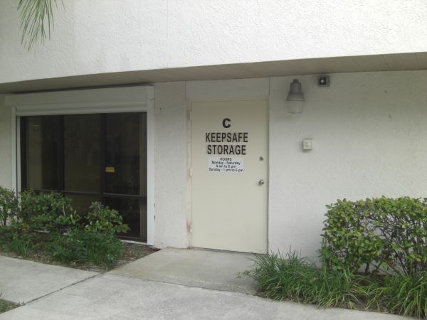 Keepsafe Storage Cocoa 463 Forrest Avenue Lowest Rates Selfstorage Com