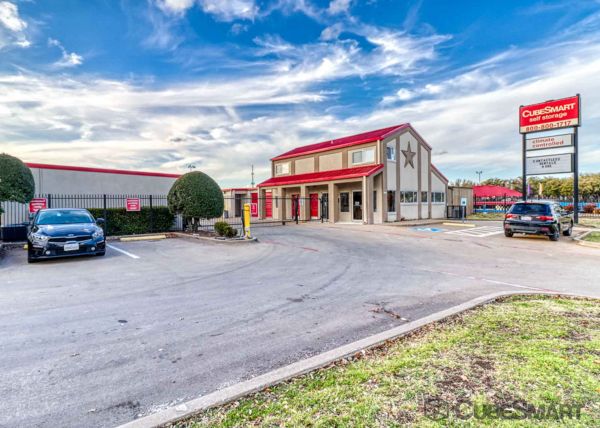 Photo of CubeSmart Self Storage - Dallas - 17613 Coit Rd