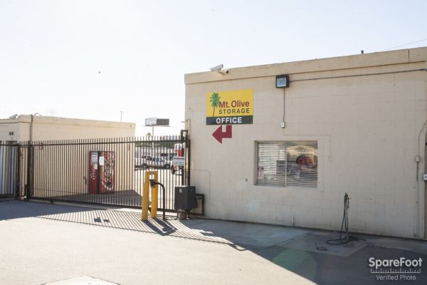 Mt Olive Storage Compare Prices Selfstorage Mt Olive Storage1500 Crestfield Drive Duarte Ca Photo 2