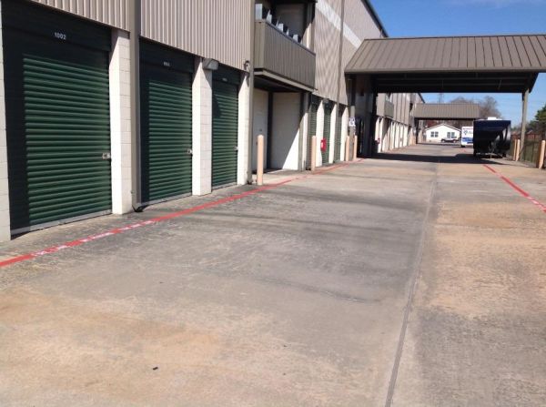 Life Storage - Houston - FM 1960 Road West 11500 Fm 1960 Road West Houston, TX - Photo 3