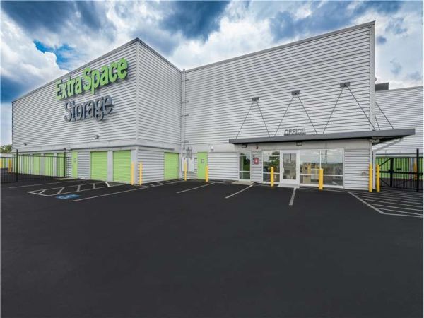 Photo of Extra Space Storage - 1094 - Saugus - Broadway - Rte 1 N
