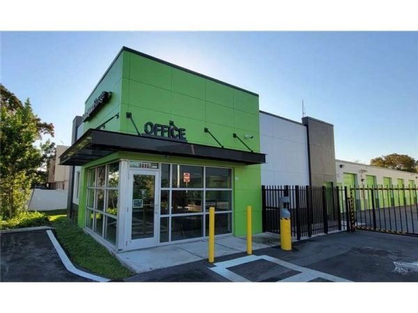 Photo of Extra Space Storage - 1067 - Miami - SW 72nd Street