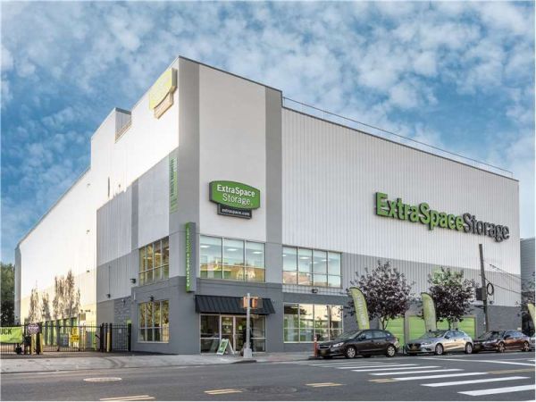Photo of Extra Space Storage - 1399 - Brooklyn - 3rd Ave