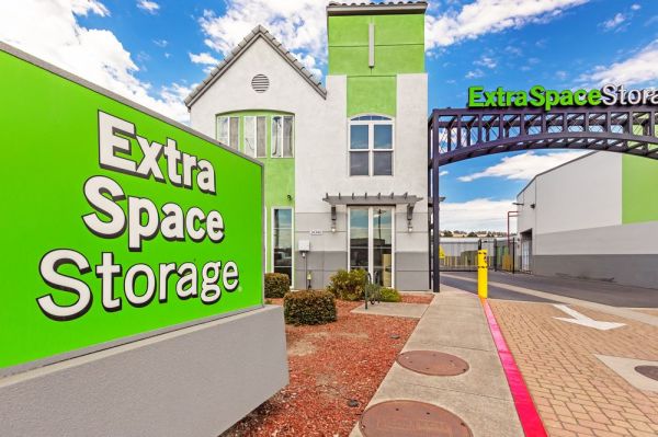 Photo of Extra Space Storage - 1257 - San Leandro - Washington Ave