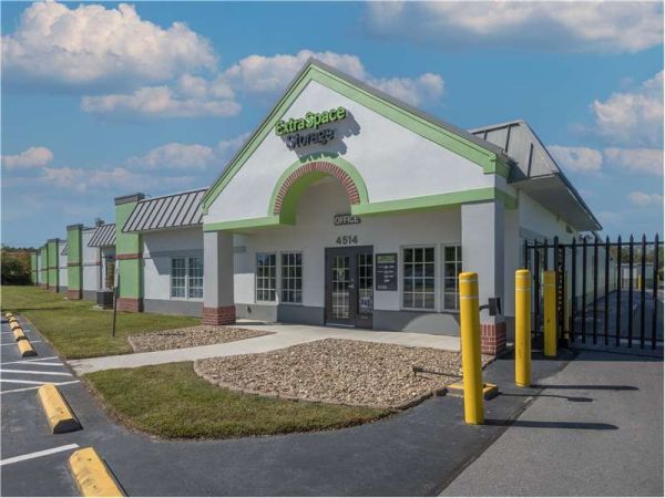 Photo of Extra Space Storage - 8194 - Greensboro - W Gate City Blvd