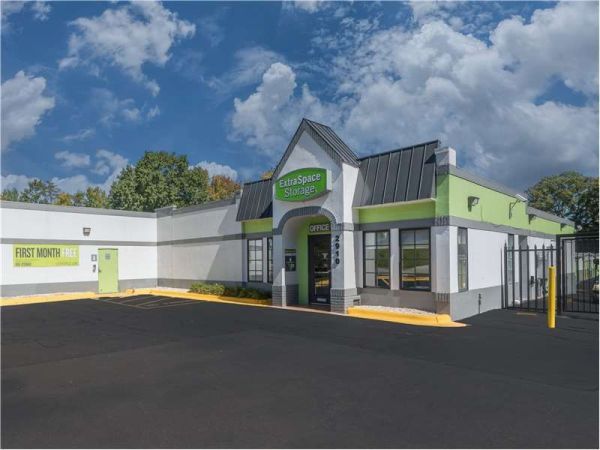 Photo of Extra Space Storage - 8195 - Greensboro - Lawndale Drive
