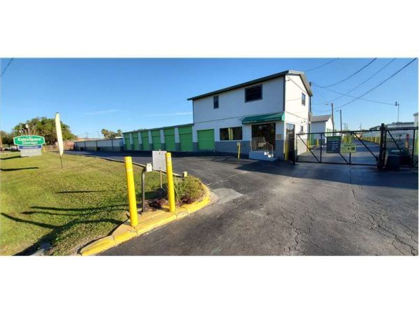 Photo of Extra Space Storage - 8254 - Land O Lakes - Lake Patience Rd