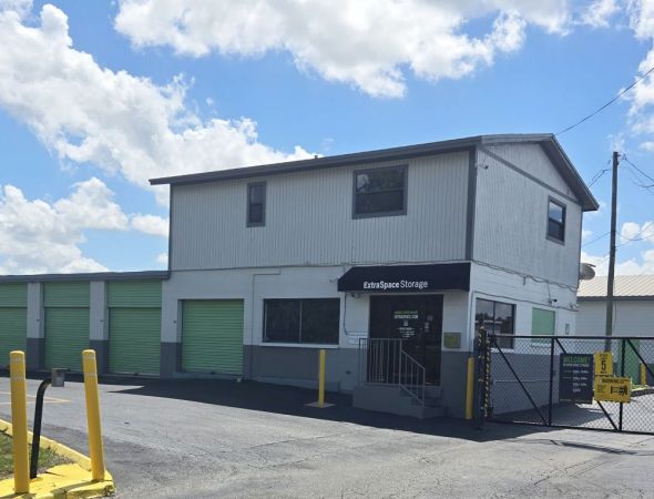 Photo of Extra Space Storage - 8254 - Land O Lakes - Lake Patience Rd