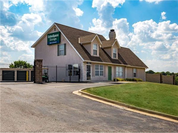 Photo of Extra Space Storage - 8286 - Overland Park - Farley St