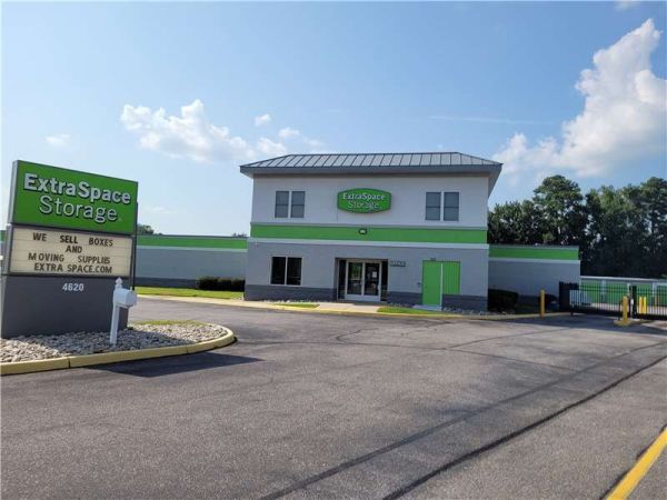 Photo of Extra Space Storage - 1568 - Chesapeake - Bruce Rd