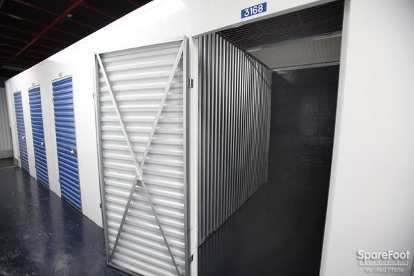 StorageBlue - Newark 200 Mount Pleasant Avenue Newark, NJ - Photo 10