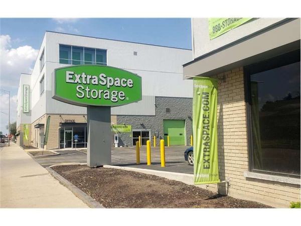 Photo of Extra Space Storage - 1598 - Berwyn - South Harlem Ave