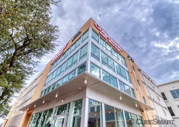Photo of CubeSmart Self Storage - Dallas - 6831 W Northwest Hwy