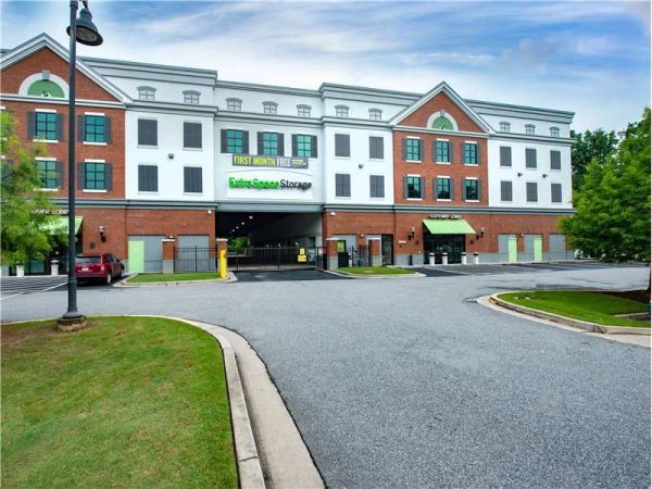 Photo of Extra Space Storage - 1703 - Sandy Springs - Roswell Rd