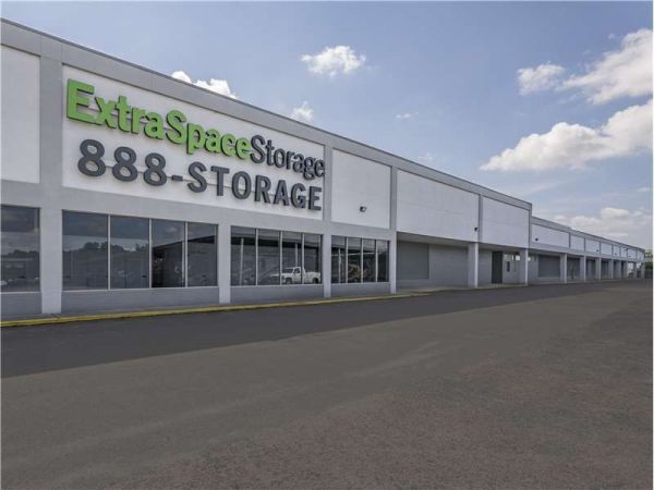 Photo of Extra Space Storage - 1755 - North Charleston - Rivers Ave