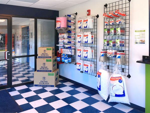 Prime Storage - Malta 2353 U.S. 9 Mechanicville, NY - Photo 6
