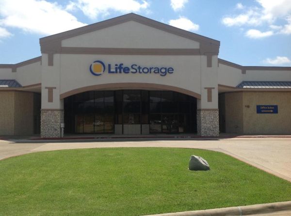 Life Storage - Arlington - South Bowen Road 4255 South Bowen Road Arlington, TX - Photo 0