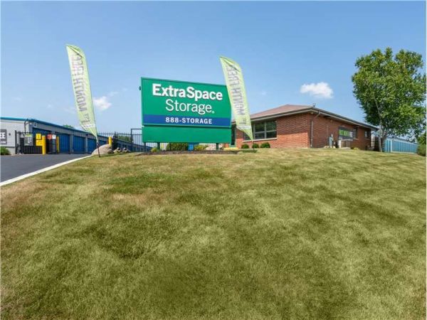 Photo of Extra Space Storage - 8384 - Mundelein - S Lake St