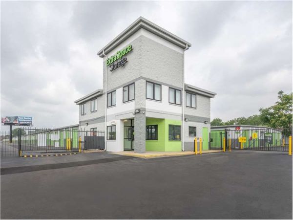 Photo of Extra Space Storage - 1709 - Chicago - 95th St