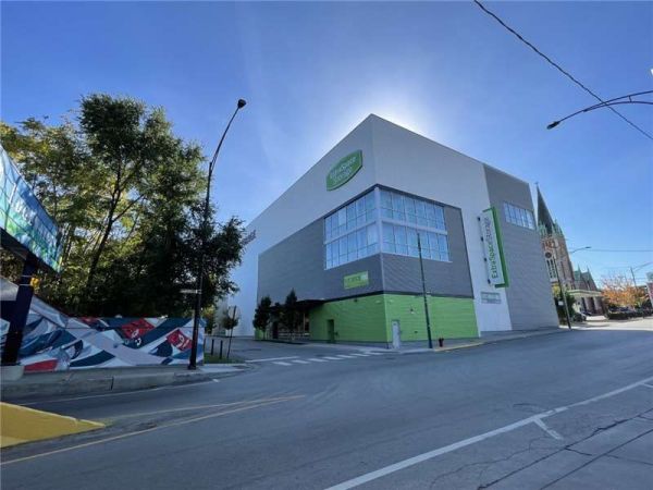 Photo of Extra Space Storage - 1650 - Chicago - West Devon Ave