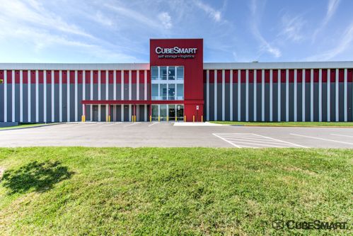 cube smart self storage