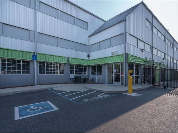 Photo of Extra Space Storage - 1491 - San Jose - Charter Park Dr